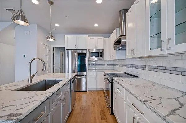 2318 Stutz Drive #C4, Dallas, TX 75235