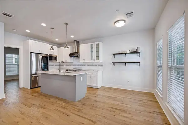 2318 Stutz Drive #C4, Dallas, TX 75235