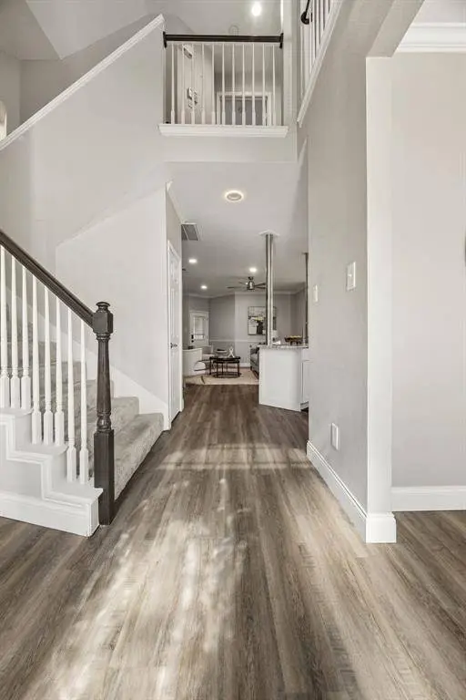 804 Summit Pointe, Lewisville, TX 75077