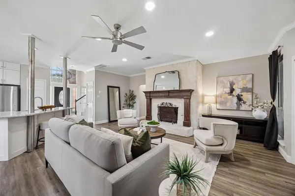 804 Summit Pointe, Lewisville, TX 75077