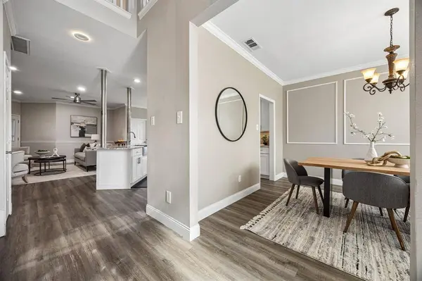 804 Summit Pointe, Lewisville, TX 75077