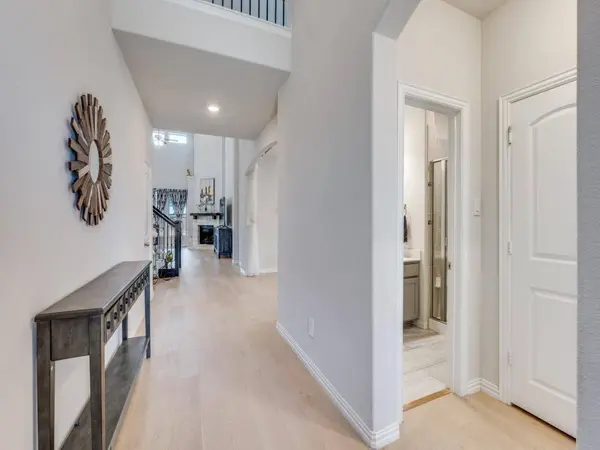 2094 Creekbluff Circle, Lewisville, TX 75010