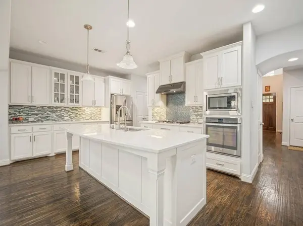 5112 Engleswood Trail, Lewisville, TX 75056