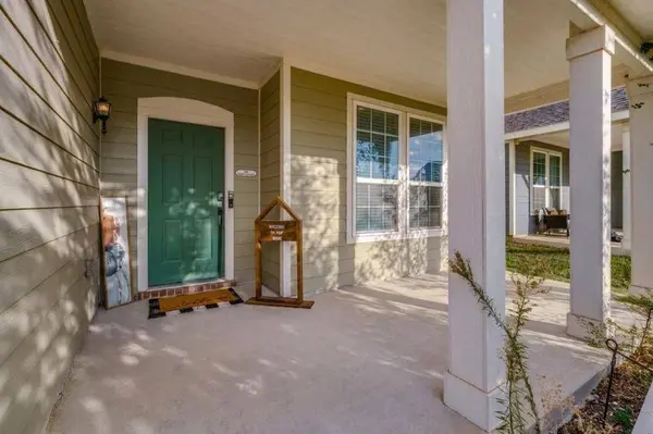 1608 Hinckley Avenue, Providence Village, TX 76227