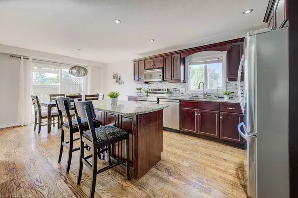 29 Applewood Street, Plattsville, ON N0J 1G0