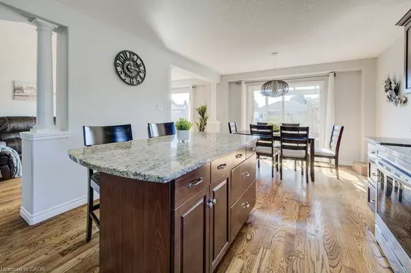 29 Applewood Street, Plattsville, ON N0J 1G0