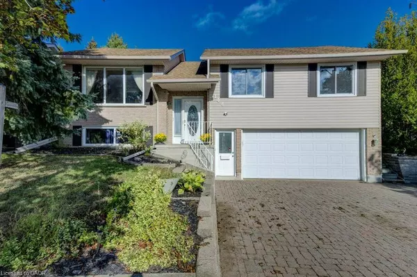 144 Laurentian Drive, Kitchener, ON N2E 2M3