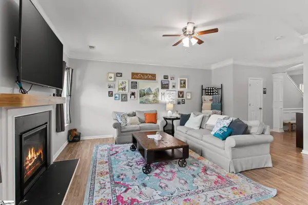 42 Hawksbill Lane, Simpsonville, SC 29680