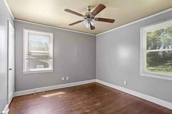 206 Griffin Drive, Greenville, SC 29607