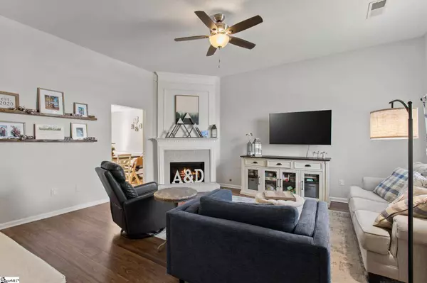 10 Valley Glen Court, Greer, SC 29650