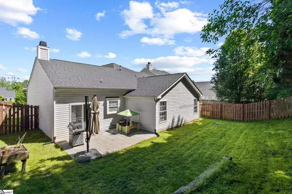 10 Valley Glen Court, Greer, SC 29650