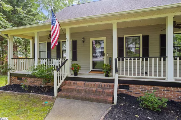 105 Fox Chase Court, Simpsonville, SC 29680