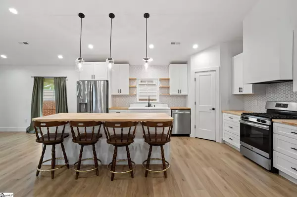 105 E Main Street, Taylors, SC 29687