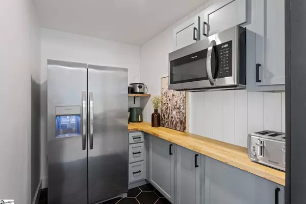 208 Furr Road, Piedmont, SC 29673