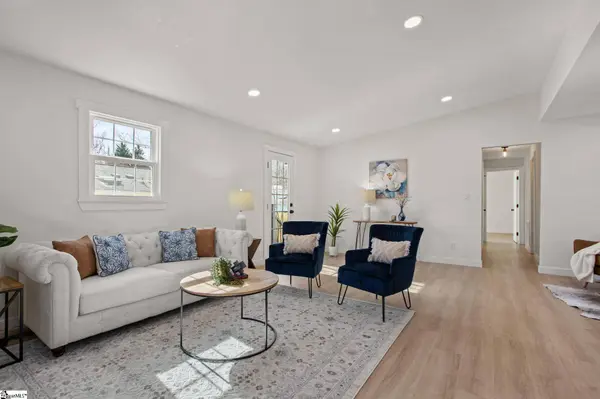 1005 Summit Drive, Greenville, SC 29609