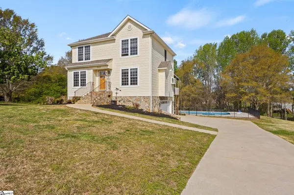 329 Garnet Valley Drive, Inman, SC 29349