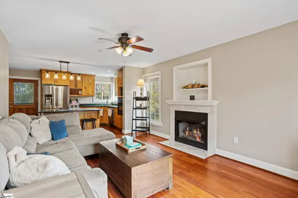 329 Garnet Valley Drive, Inman, SC 29349