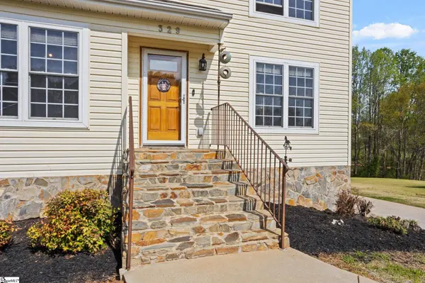 329 Garnet Valley Drive, Inman, SC 29349