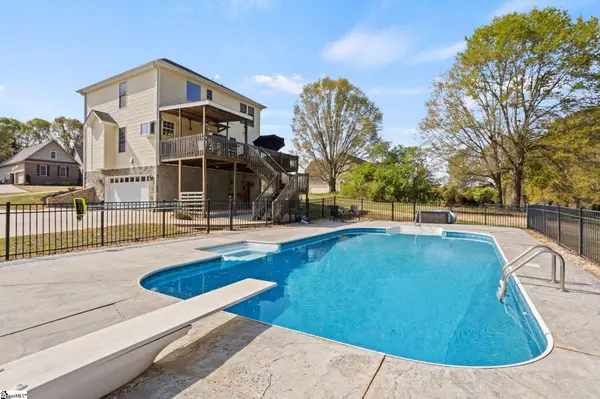 329 Garnet Valley Drive, Inman, SC 29349