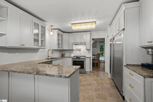 114 Woodhill Lane, Simpsonville, SC 29681