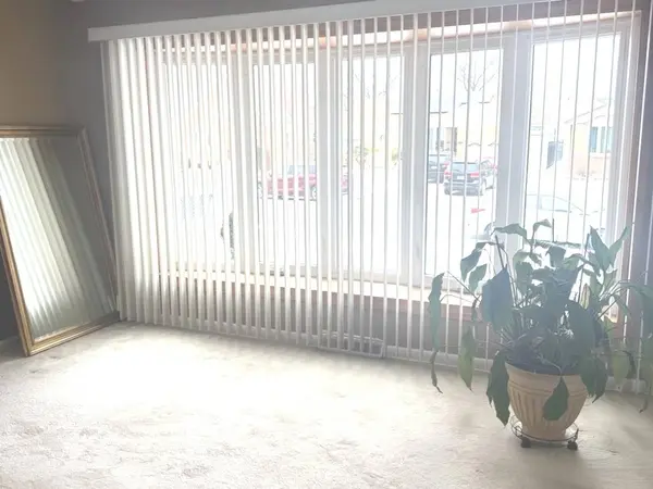 2553 W 82nd Place, Chicago, IL 60652