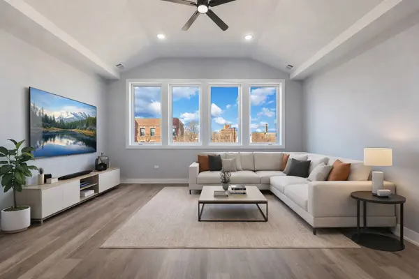 5809 S Indiana Avenue #2, Chicago, IL 60637