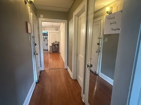 7943 S Eberhart Avenue, Chicago, IL 60619