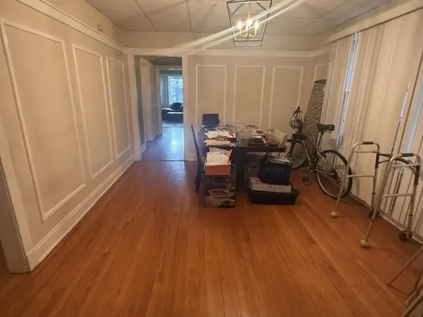 7943 S Eberhart Avenue, Chicago, IL 60619