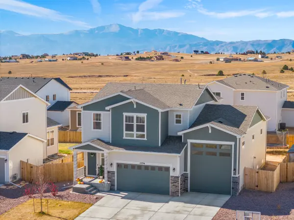 feature image of Why RV Garage Homes in Falcon, Colorado Are in High Demand And Still Within Reach