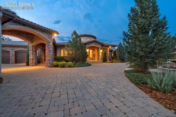 1664 Vine Cliff HTS, Colorado Springs, CO 80921