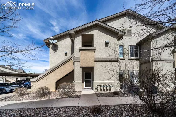 7124 Ash Creek HTS #104, Colorado Springs, CO 80922
