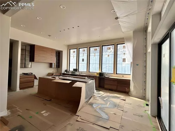 4955 Old Stagecoach RD, Colorado Springs, CO 80908