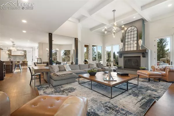 41 Broadmoor AVE, Colorado Springs, CO 80906