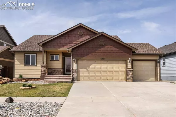 6752 Red Cardinal LOOP, Colorado Springs, CO 80908