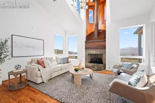 15790 Kingswood DR, Colorado Springs, CO 80921