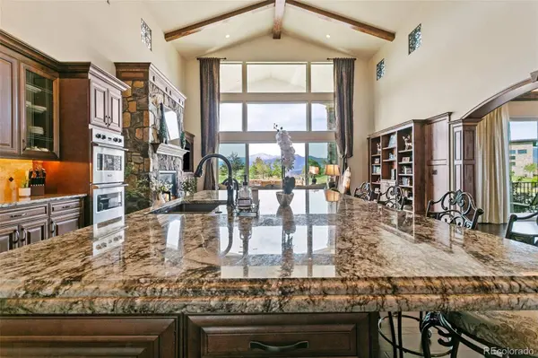 1425 Vine Cliff HTS, Colorado Springs, CO 80921