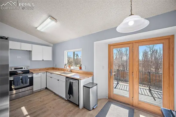 1795 Leoti DR, Colorado Springs, CO 80915