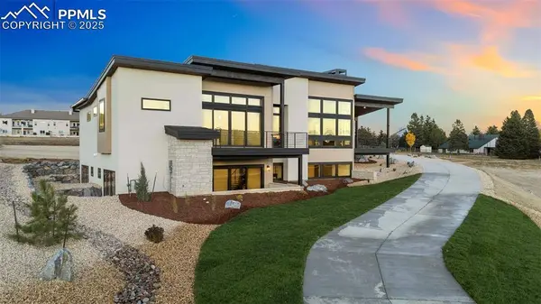 370 Silver Rock PL, Colorado Springs, CO 80921