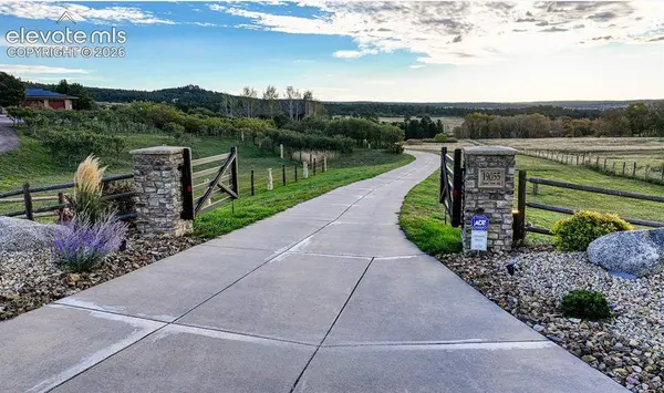 19055 Forest View RD, Monument, CO 80132