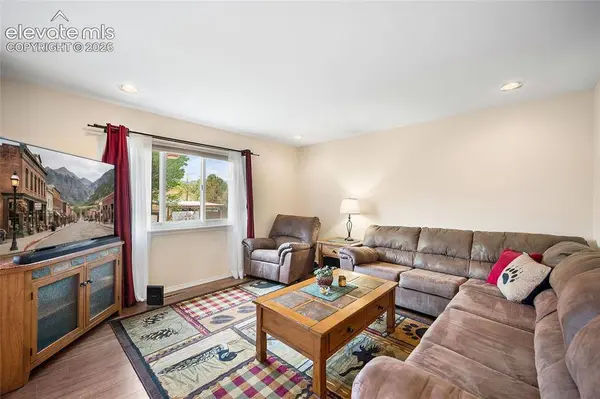 1802 Mayan CT, Colorado Springs, CO 80904