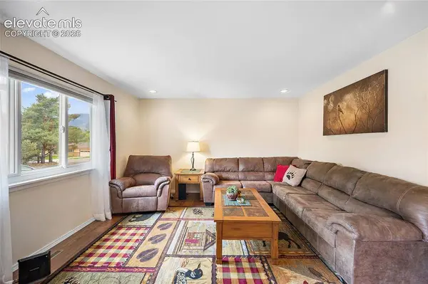 1802 Mayan CT, Colorado Springs, CO 80904