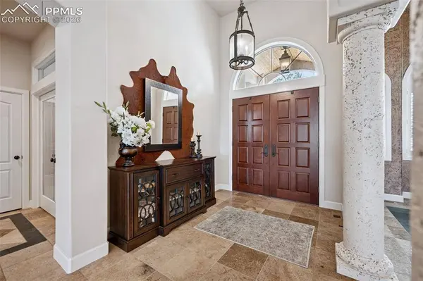 5039 Stonehill RD, Colorado Springs, CO 80918