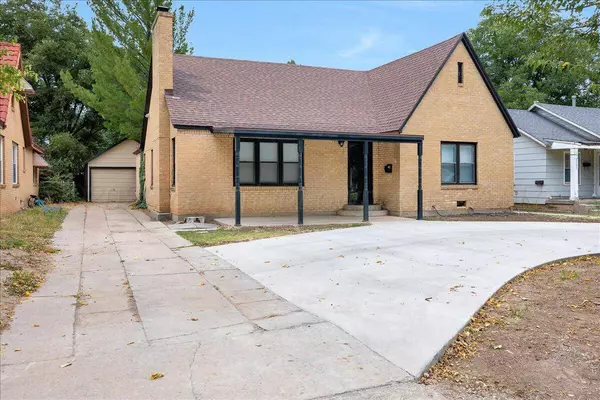 2705 S JACKSON ST, Amarillo, TX 79109