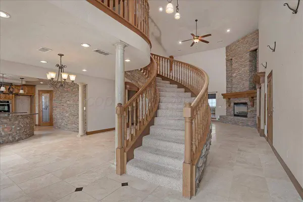 9000 RJ DR, Amarillo, TX 79119