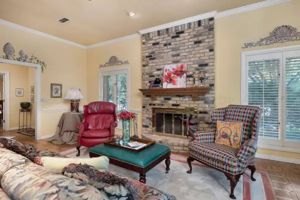 2609 HAWTHORNE DR, Amarillo, TX 79109