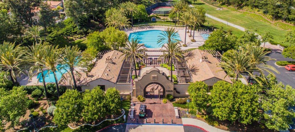 Aerial view of the Paseo del Sol recreation center and community pools in Temecula California