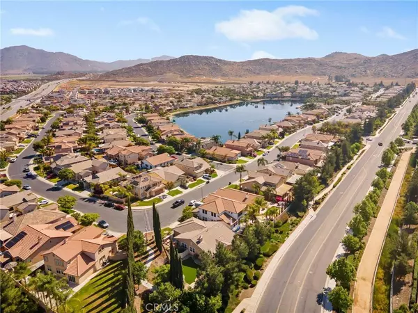 menifee-home-gated-lake-community.jpg