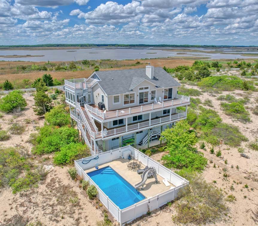 2118 N Bay Shore Dr
