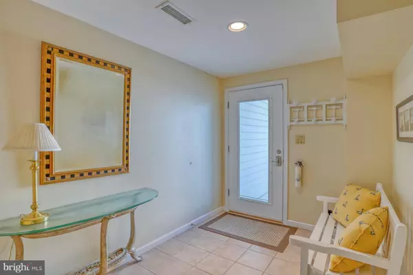 35 MARINA VIEW #C-2, North Bethany, DE 19930