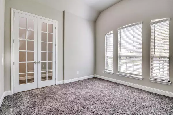 709 Fletcher Drive, Fate, TX 75087